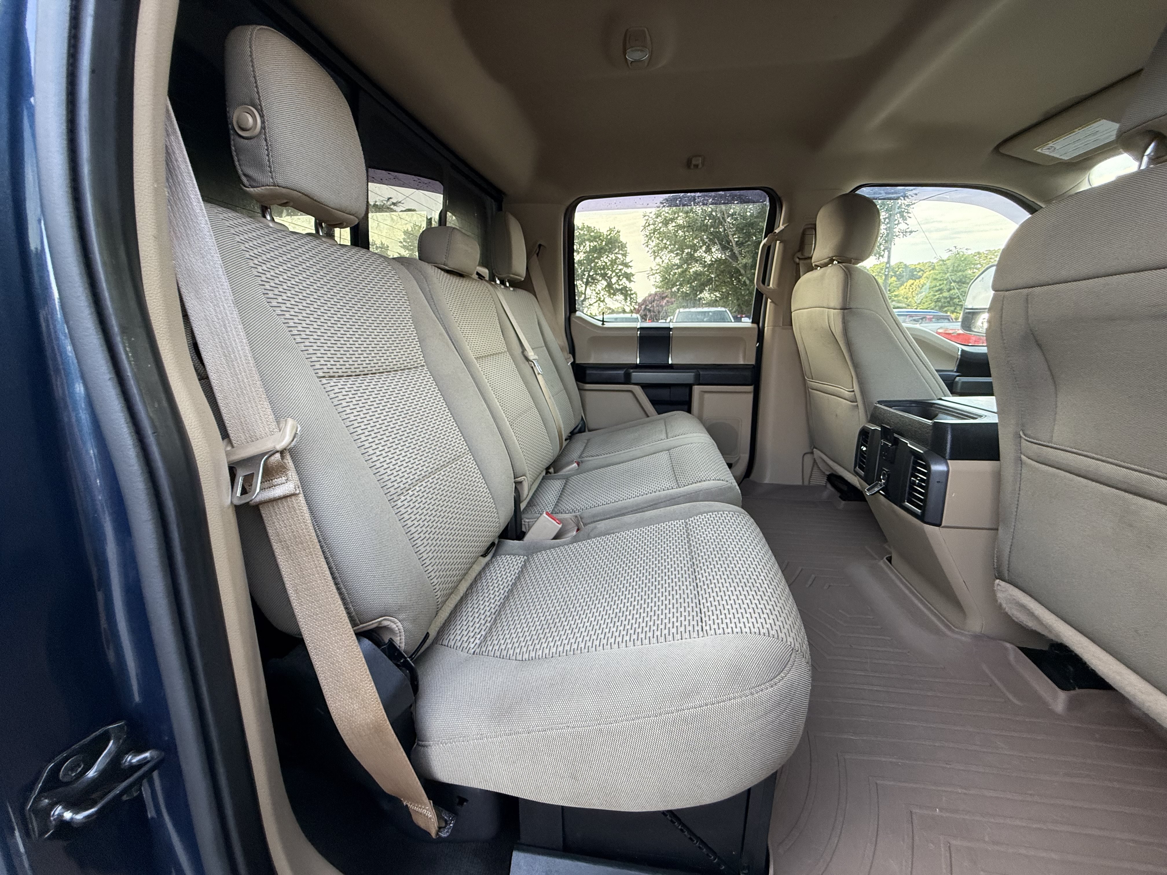 Used 2017 Ford F250 XLT w/ XLT Value Package AWD/4WD image 17