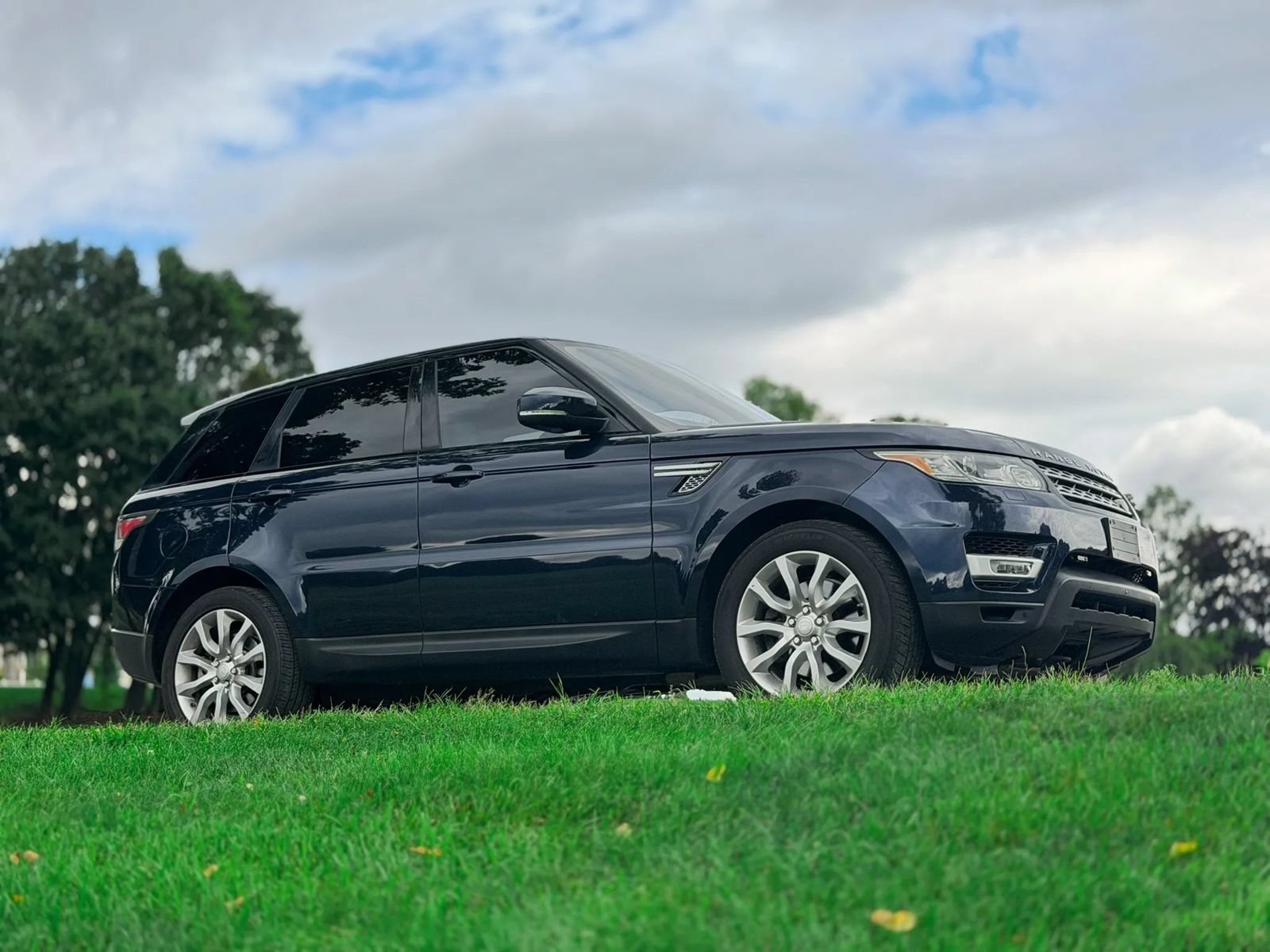 Used 2016 Land Rover Range Rover Sport HSE AWD/4WD image 45
