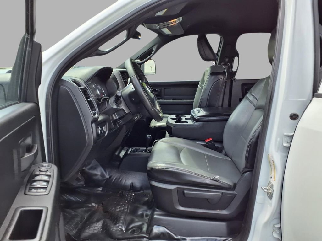 Used 2023 RAM 3500 Tradesman AWD/4WD image 21