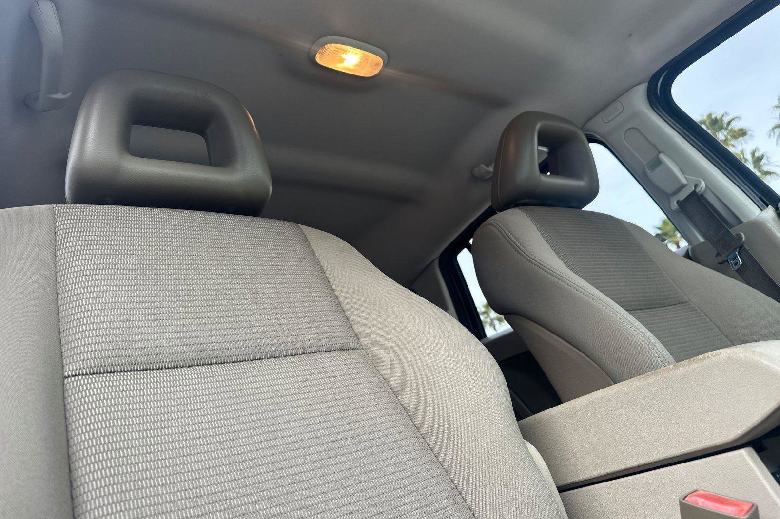 Used 2009 Dodge Caliber SXT image 17