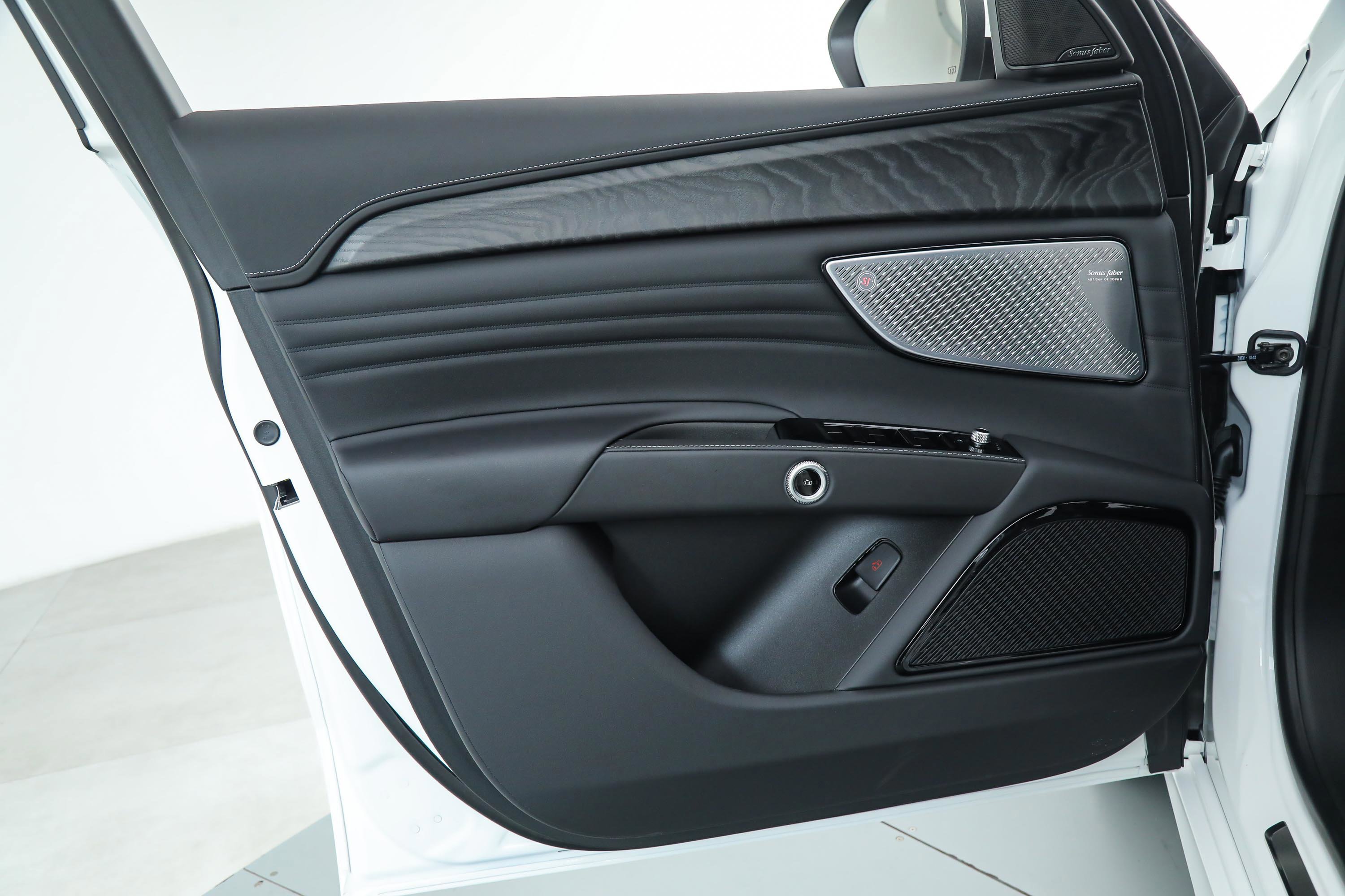 New 2025 Maserati Grecale GT image 15