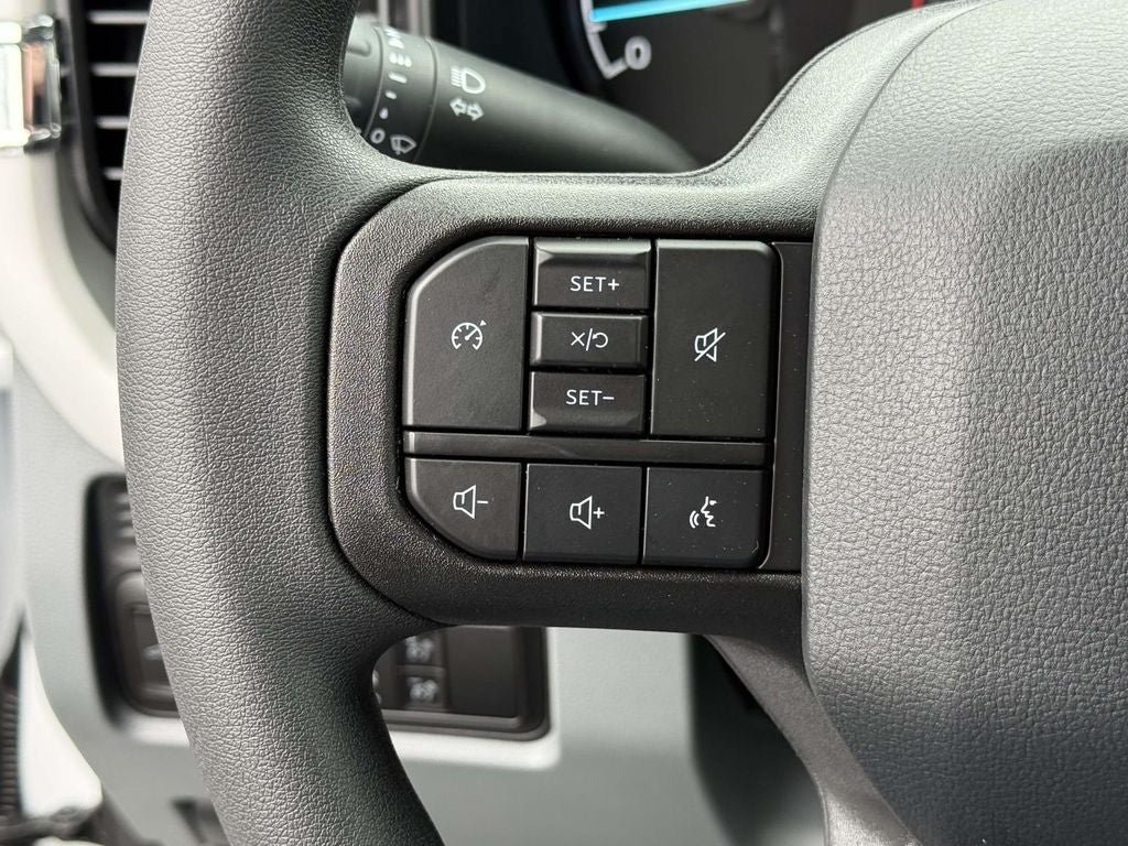 New 2026 Ford F350 XL w/ FX4 Off-Road Package AWD/4WD image 16