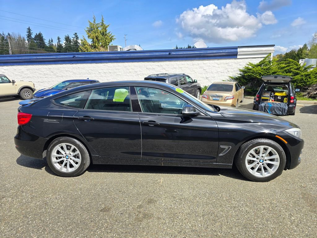Used 2014 BMW 328i Gran Turismo xDrive image 9