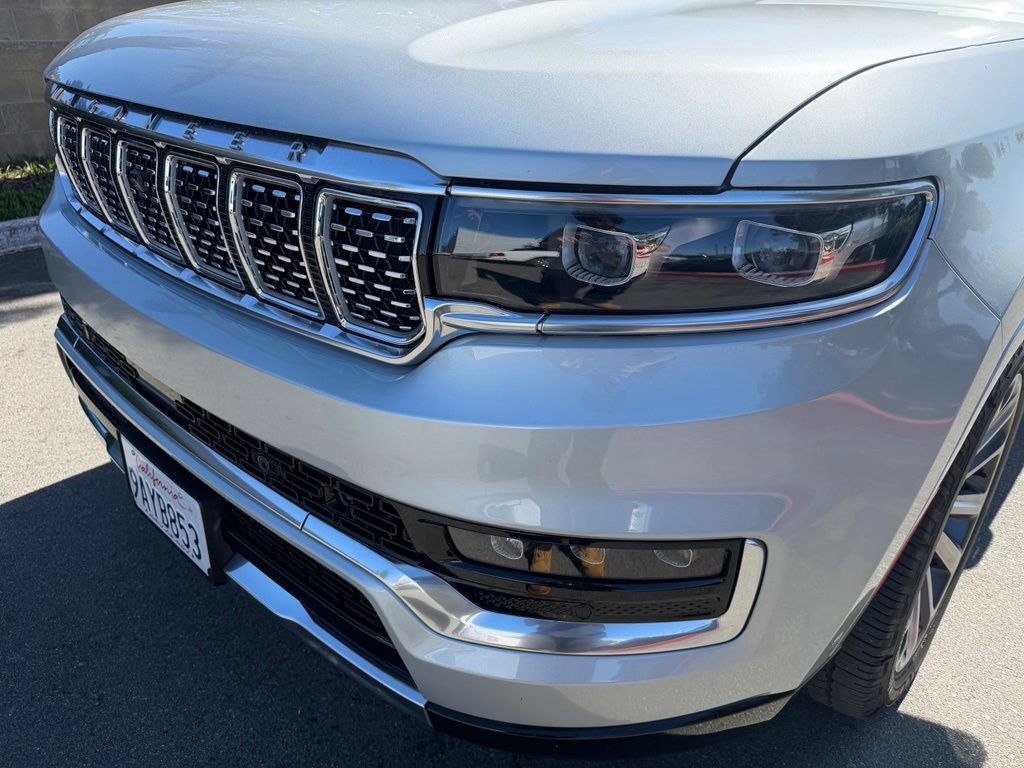 Certified 2022 Jeep Grand Wagoneer Series II w/ Convenience Group III AWD/4WD image 6