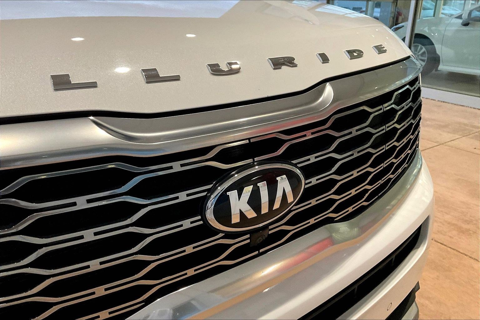 Used 2020 Kia Telluride SX image 32