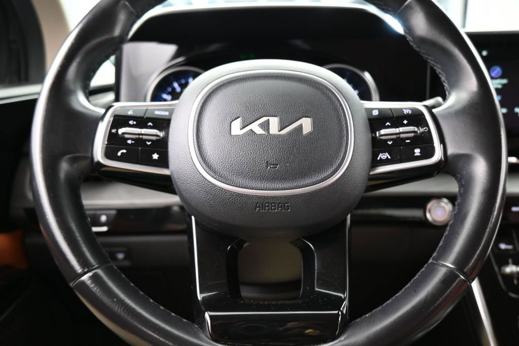 Used 2022 Kia Carnival SX FWD image 34