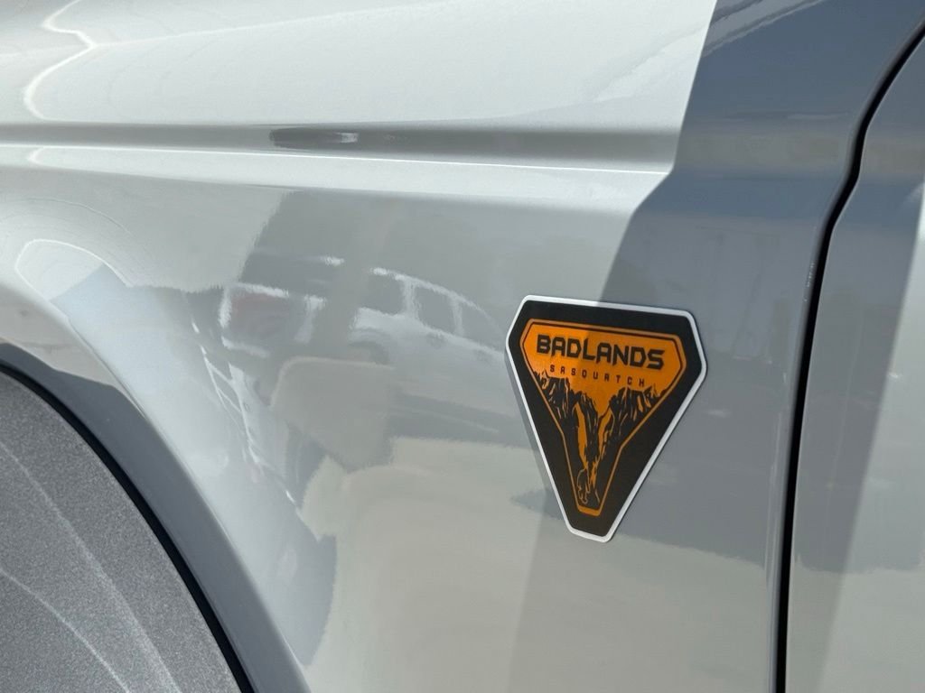 New 2026 Ford Bronco Badlands w/ Sasquatch Package AWD/4WD image 17