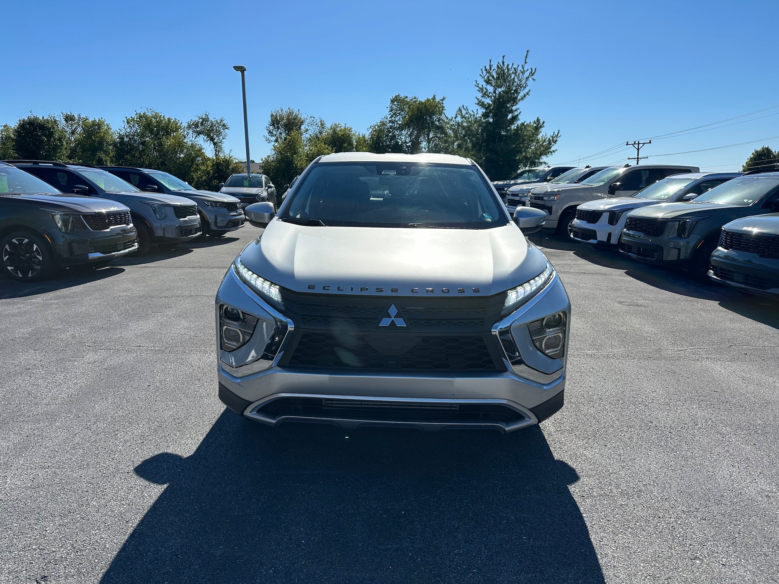 Used 2022 Mitsubishi Eclipse Cross SE AWD/4WD image 2
