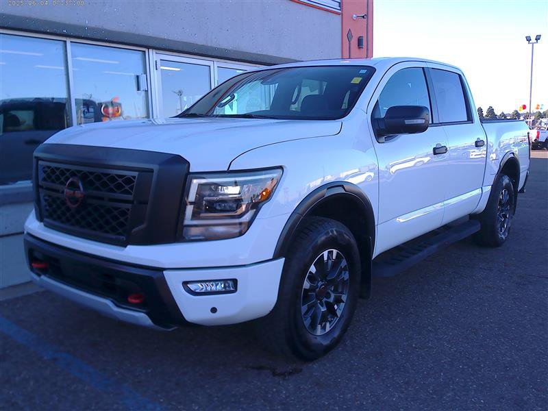 Used 2024 Nissan Titan PRO-4X w/ Pro-4x Convenience Package AWD/4WD image 1
