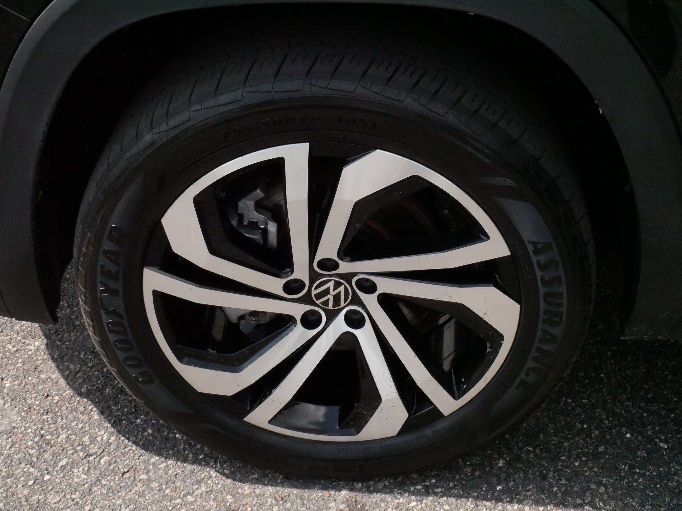Certified 2023 Volkswagen Atlas SEL AWD/4WD image 15