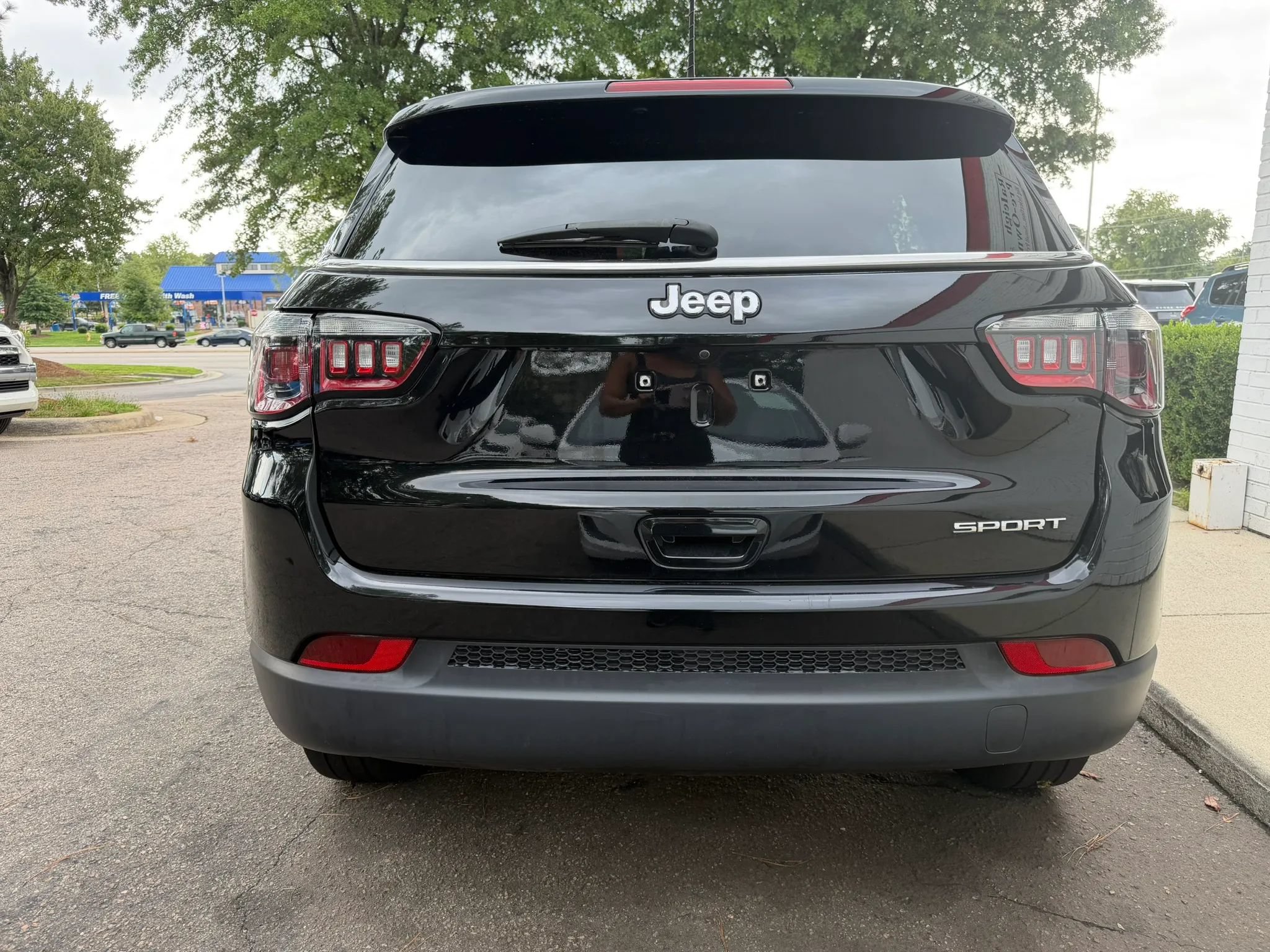 Used 2021 Jeep Compass Sport FWD image 6