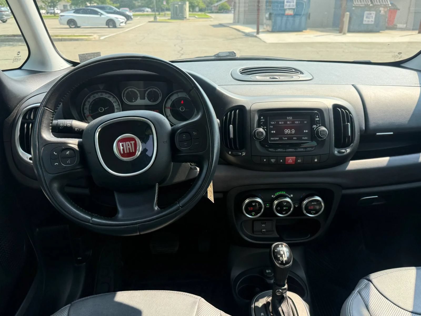 Used 2015 FIAT 500L Lounge FWD image 19