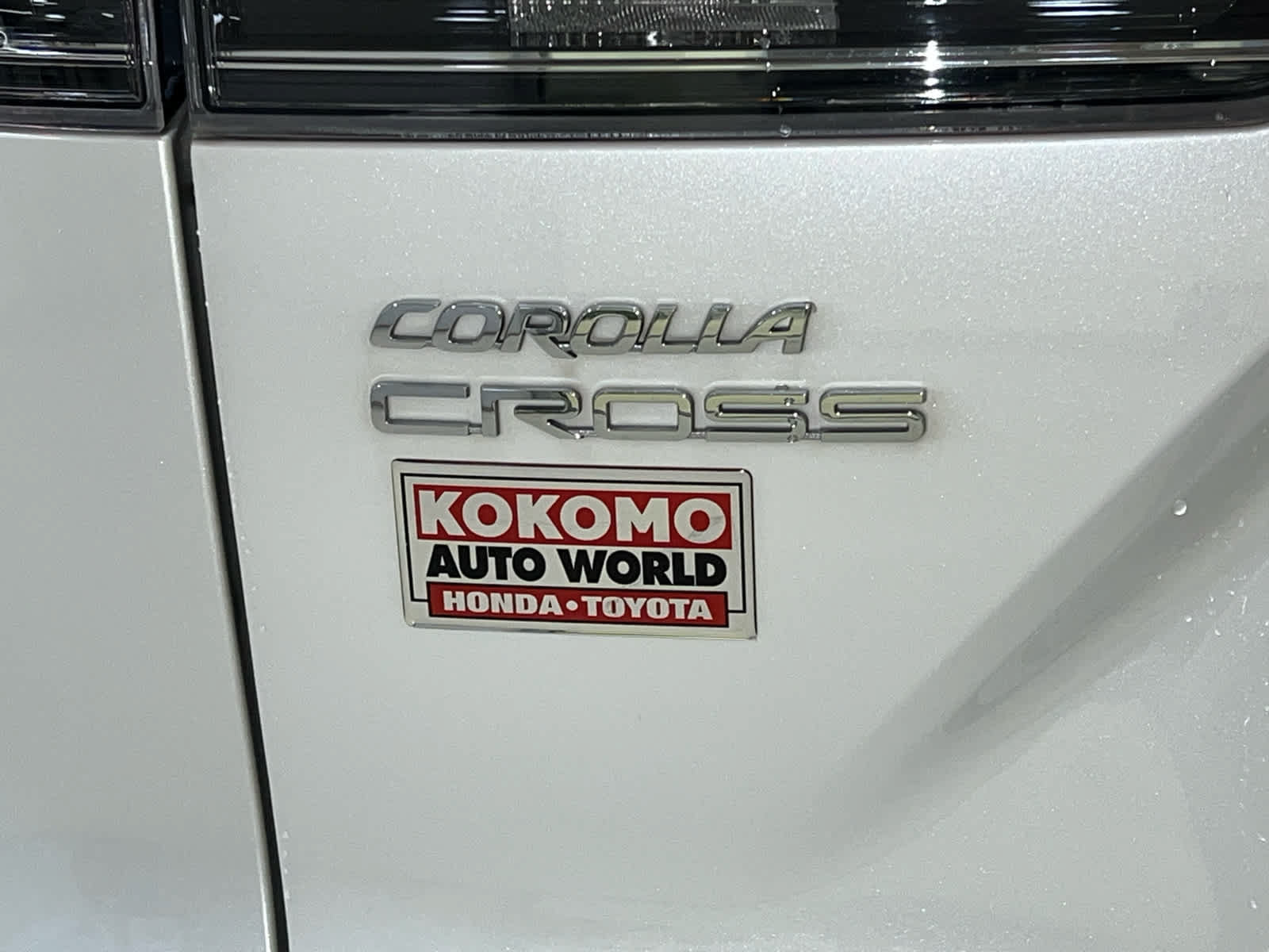 Used 2024 Toyota Corolla Cross XLE w/ Convenience Package AWD/4WD image 20