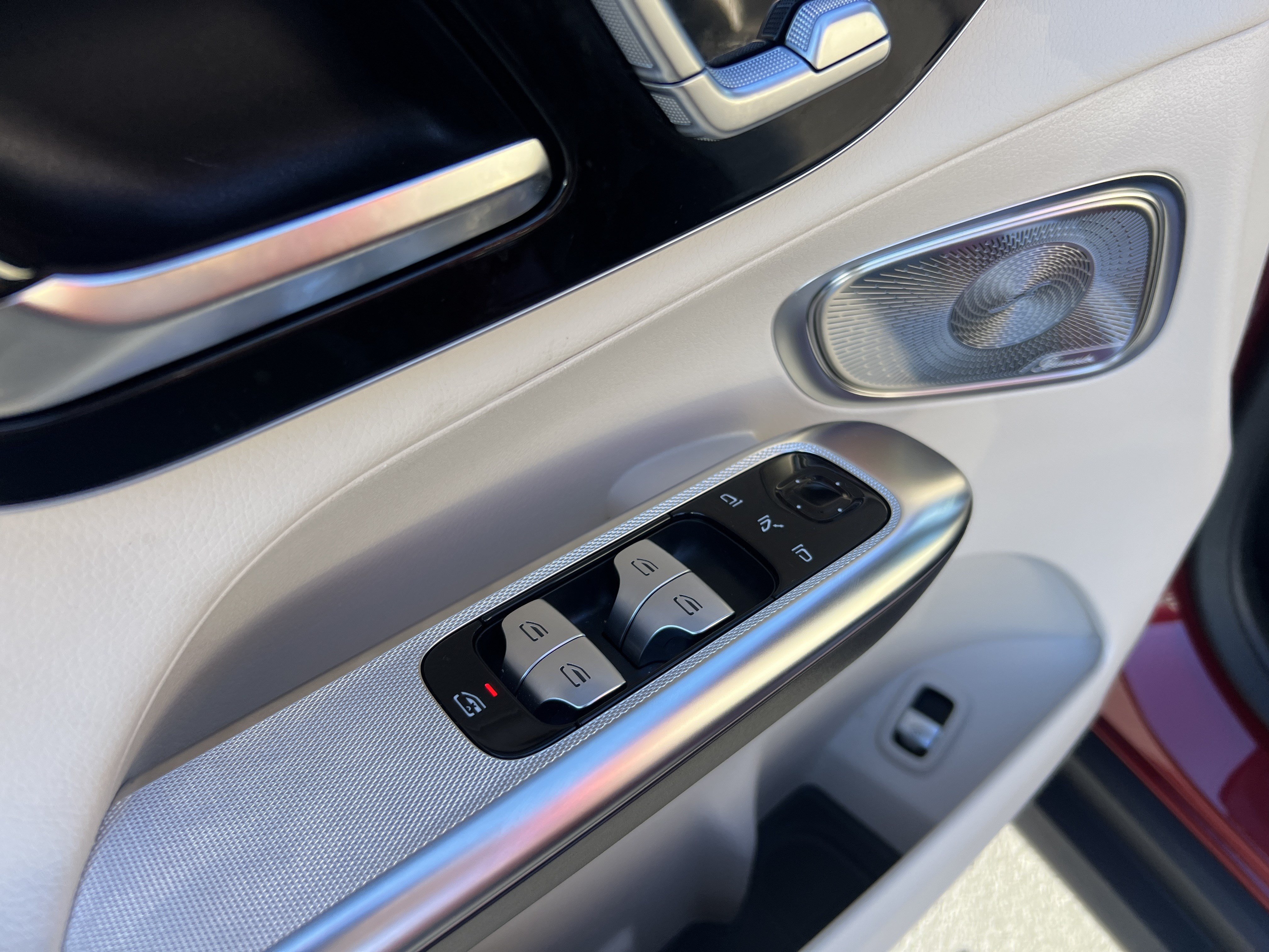 Certified 2026 Mercedes-Benz GLC 300 image 18