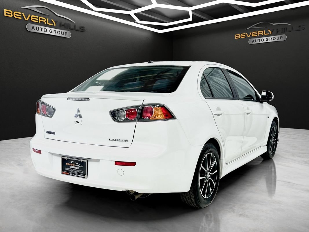 Used 2017 Mitsubishi Lancer ES FWD image 5