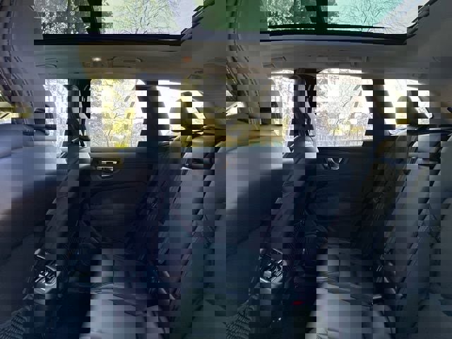 New 2026 Volvo XC60 B5 Ultra w/ Protection Package Premier AWD/4WD image 23