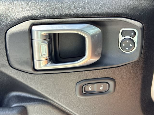 New 2026 Jeep Gladiator Mojave AWD/4WD image 32