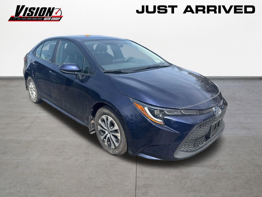 Used 2022 Toyota Corolla LE FWD image 2