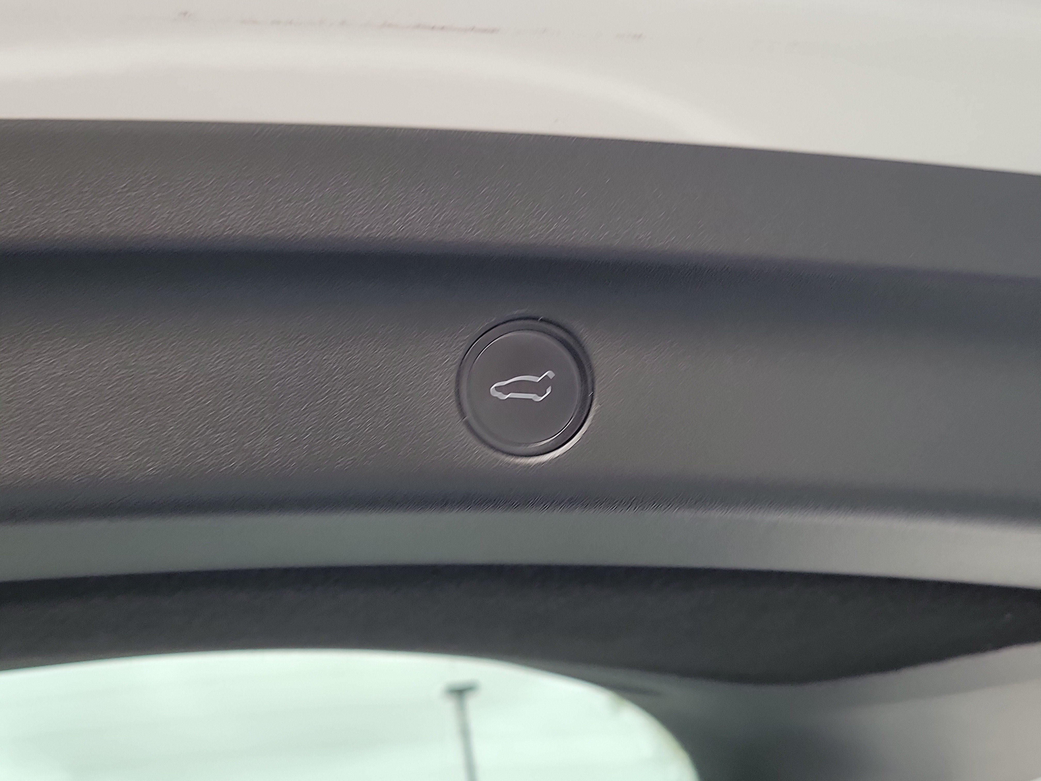Used 2020 Tesla Model Y Long Range AWD/4WD image 22