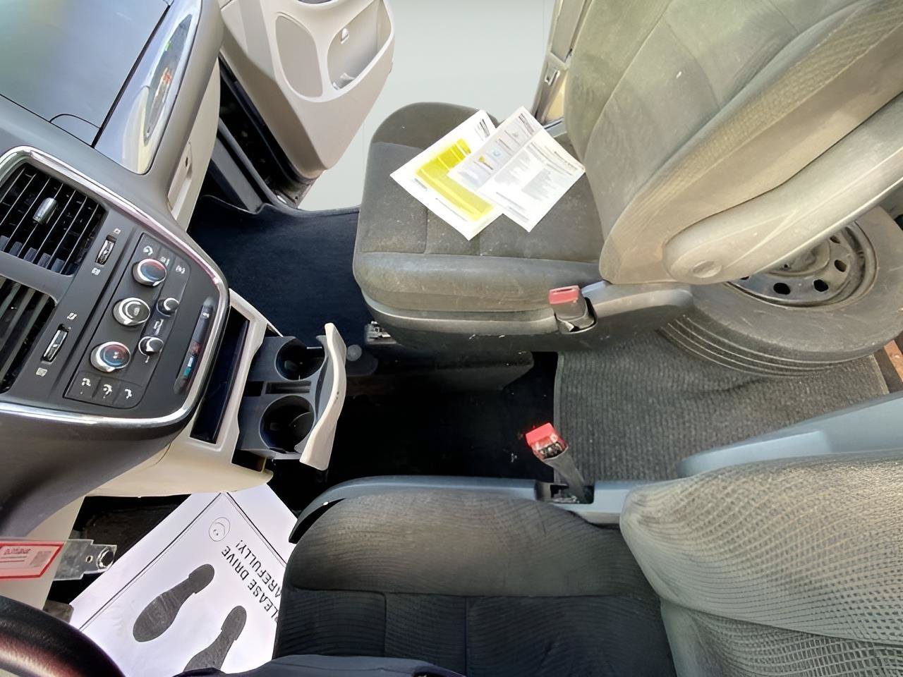 Used 2016 Dodge Grand Caravan SXT FWD image 48