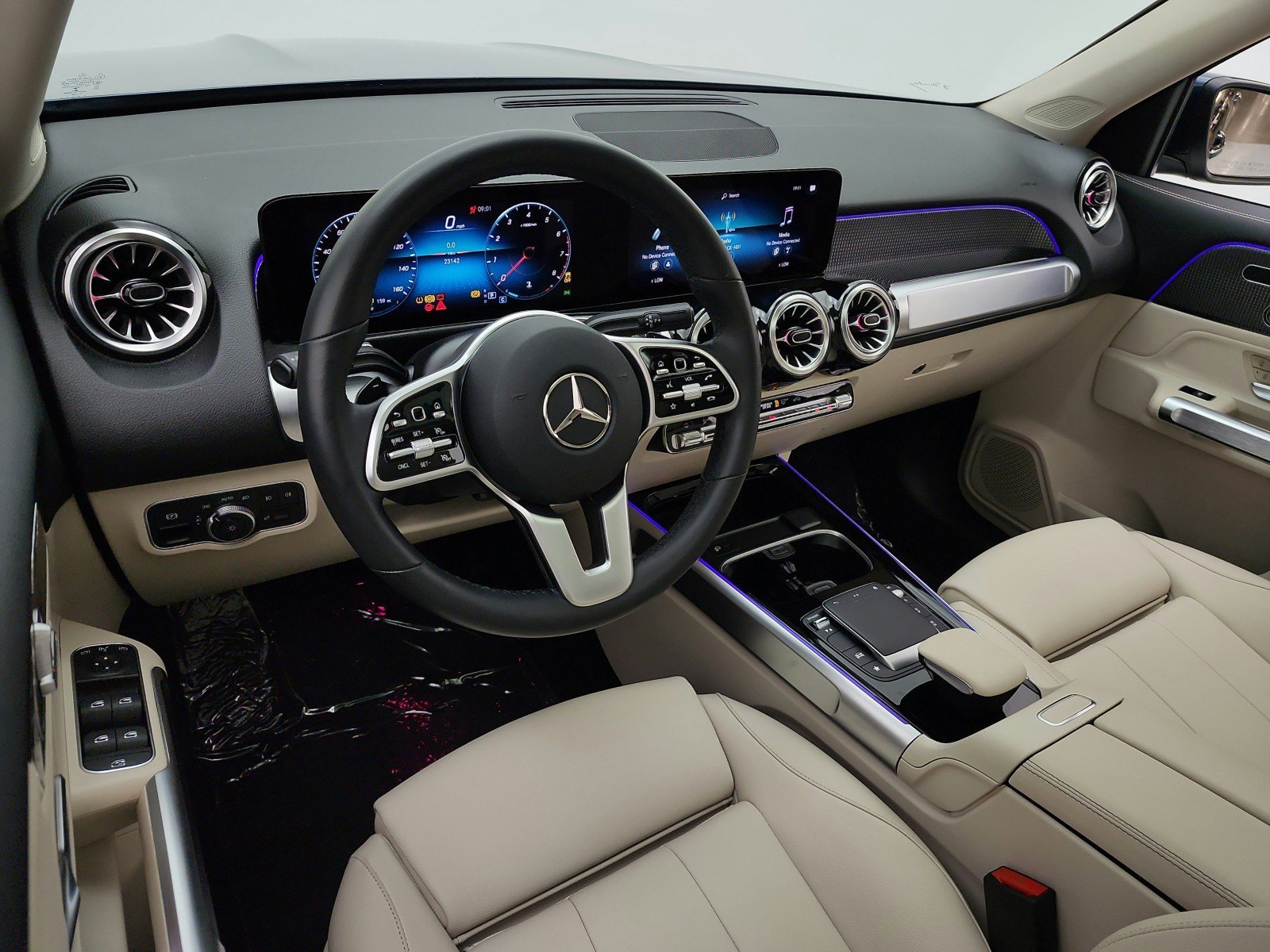 Used 2022 Mercedes-Benz GLB 250 image 14