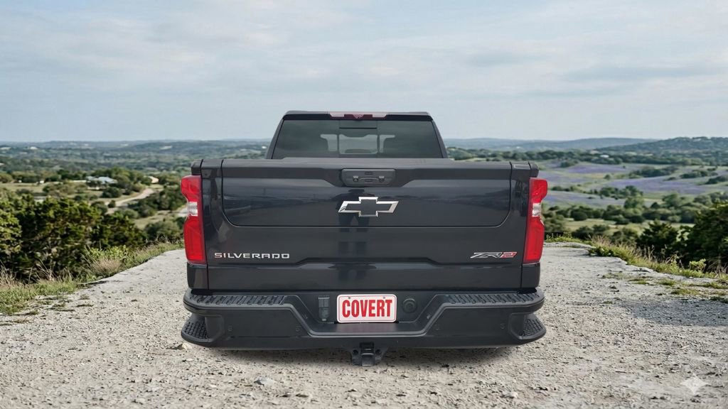 Used 2023 Chevrolet Silverado 1500 ZR2 w/ Technology Package AWD/4WD image 9