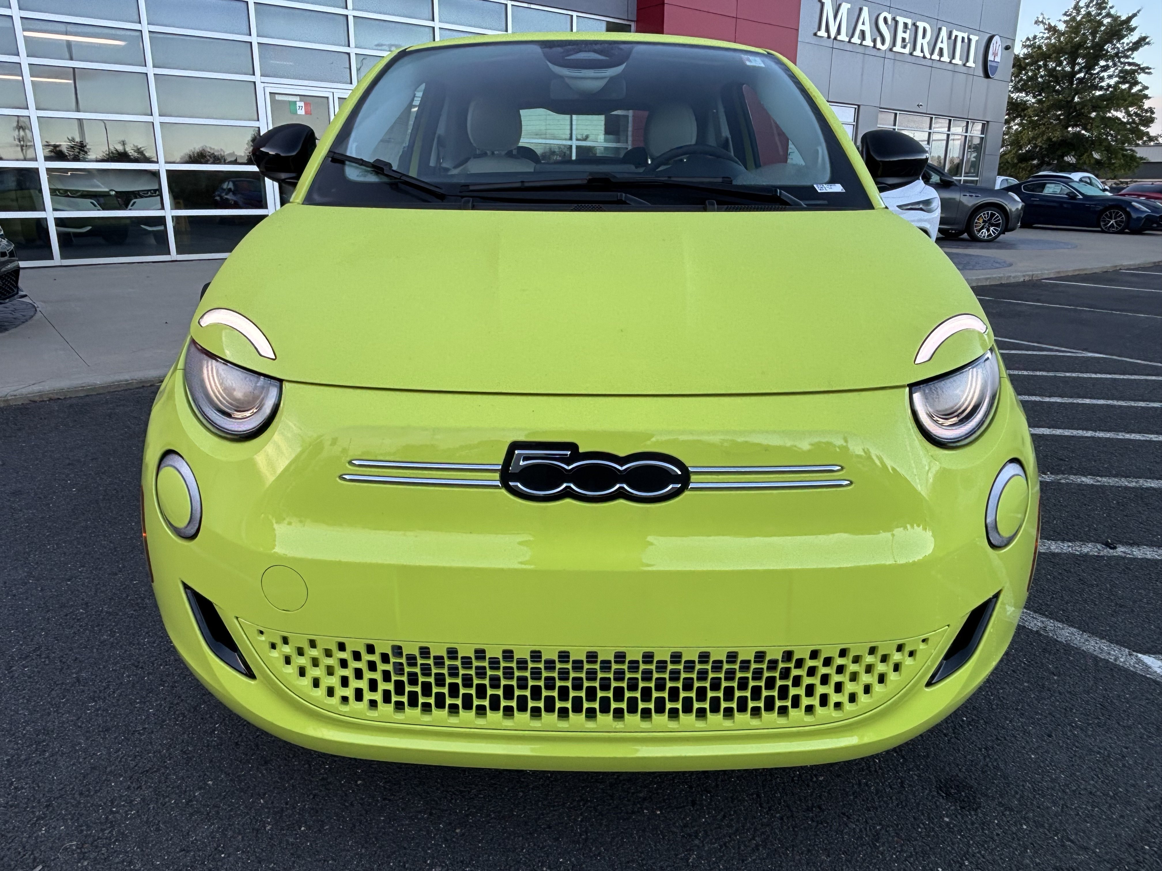 New 2026 FIAT 500 e w/ Comfort Group FWD image 9