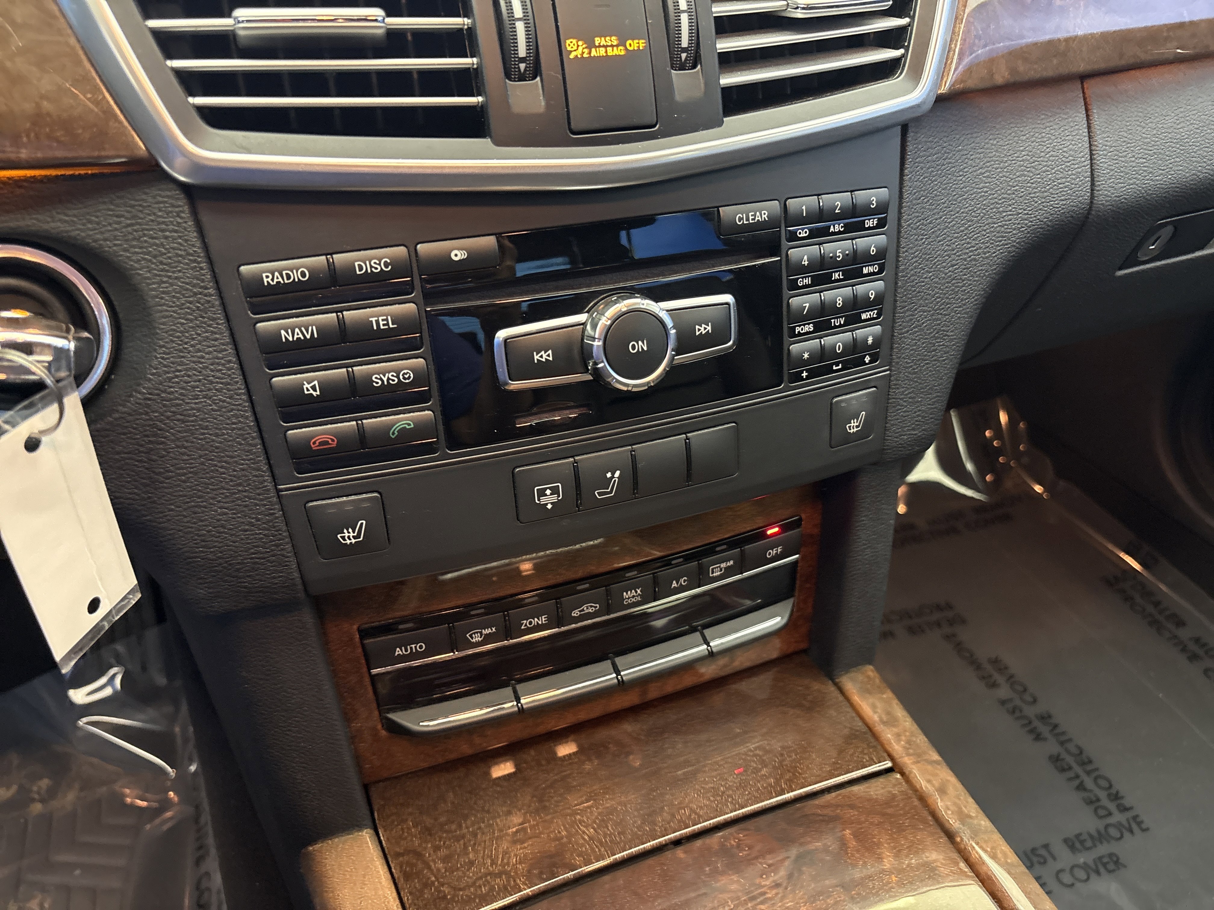 Used 2013 Mercedes-Benz E 350 4MATIC Sedan image 20