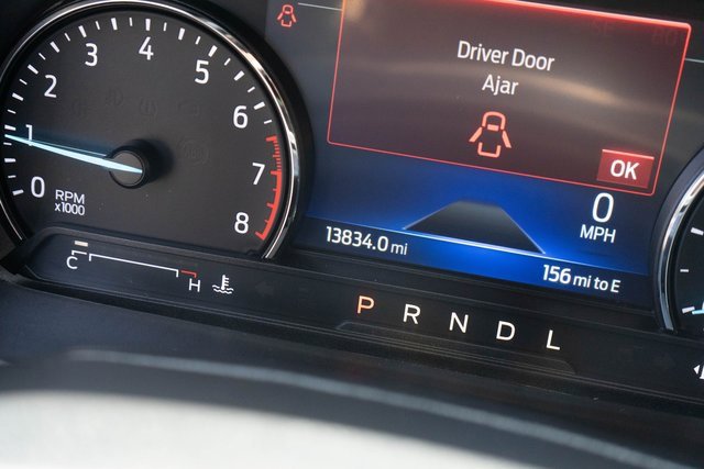 Used 2022 Ford Explorer XLT w/ Equipment Group 202A image 2