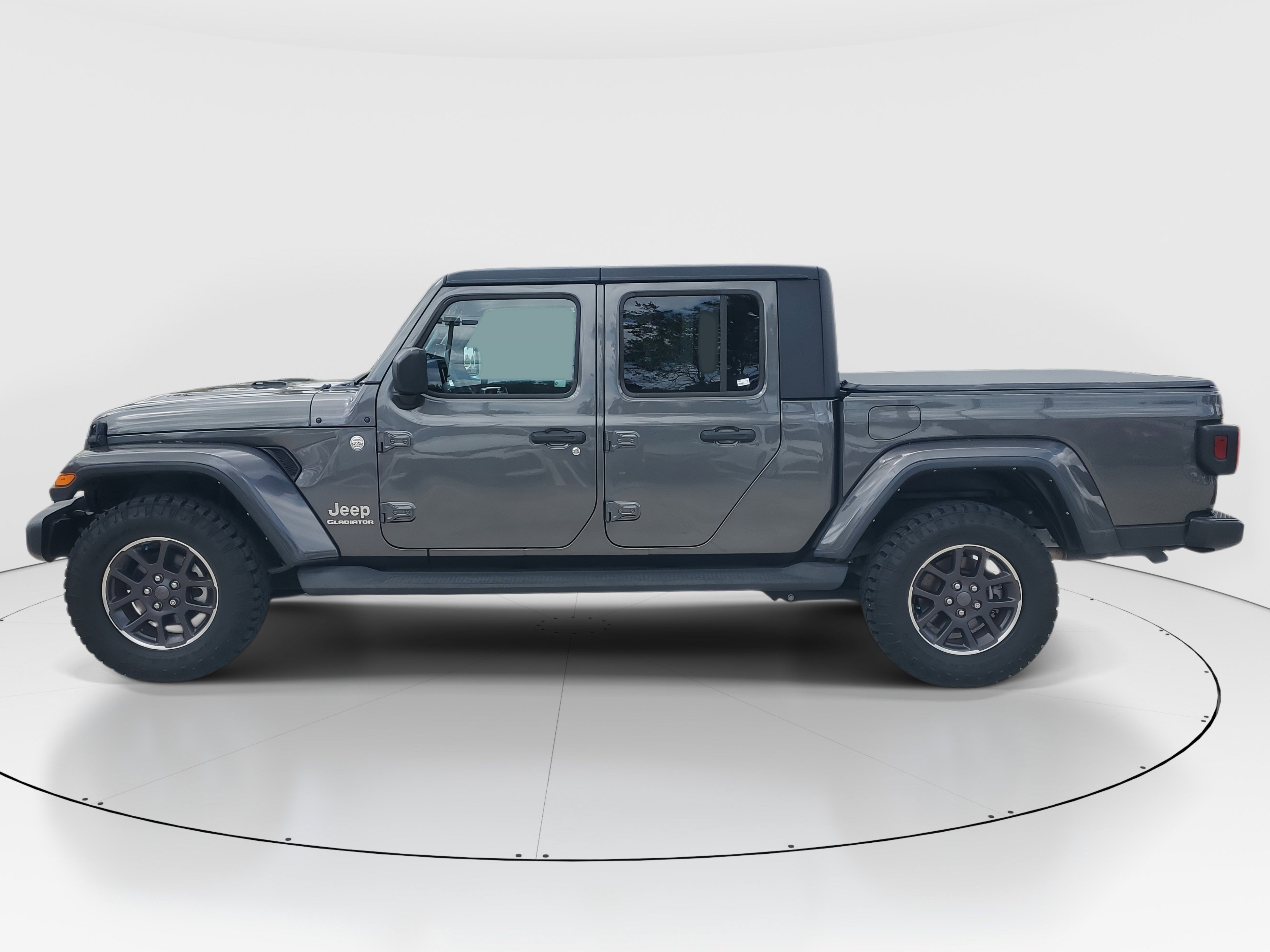 Used 2022 Jeep Gladiator Overland w/ Popular Equipment Package image 6