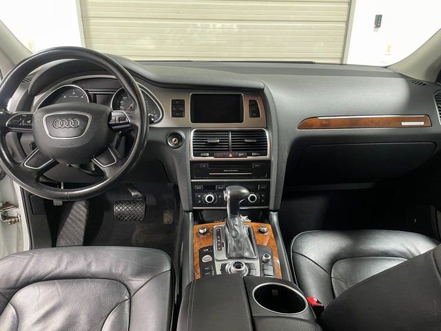 Used 2015 Audi Q7 TDI Premium Plus w/ Premium Plus Package image 16