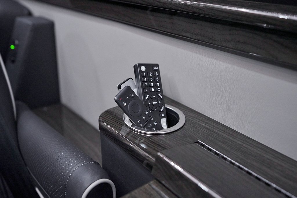 Used 2024 Mercedes-Benz Sprinter 3500 w/ Parking Package image 83