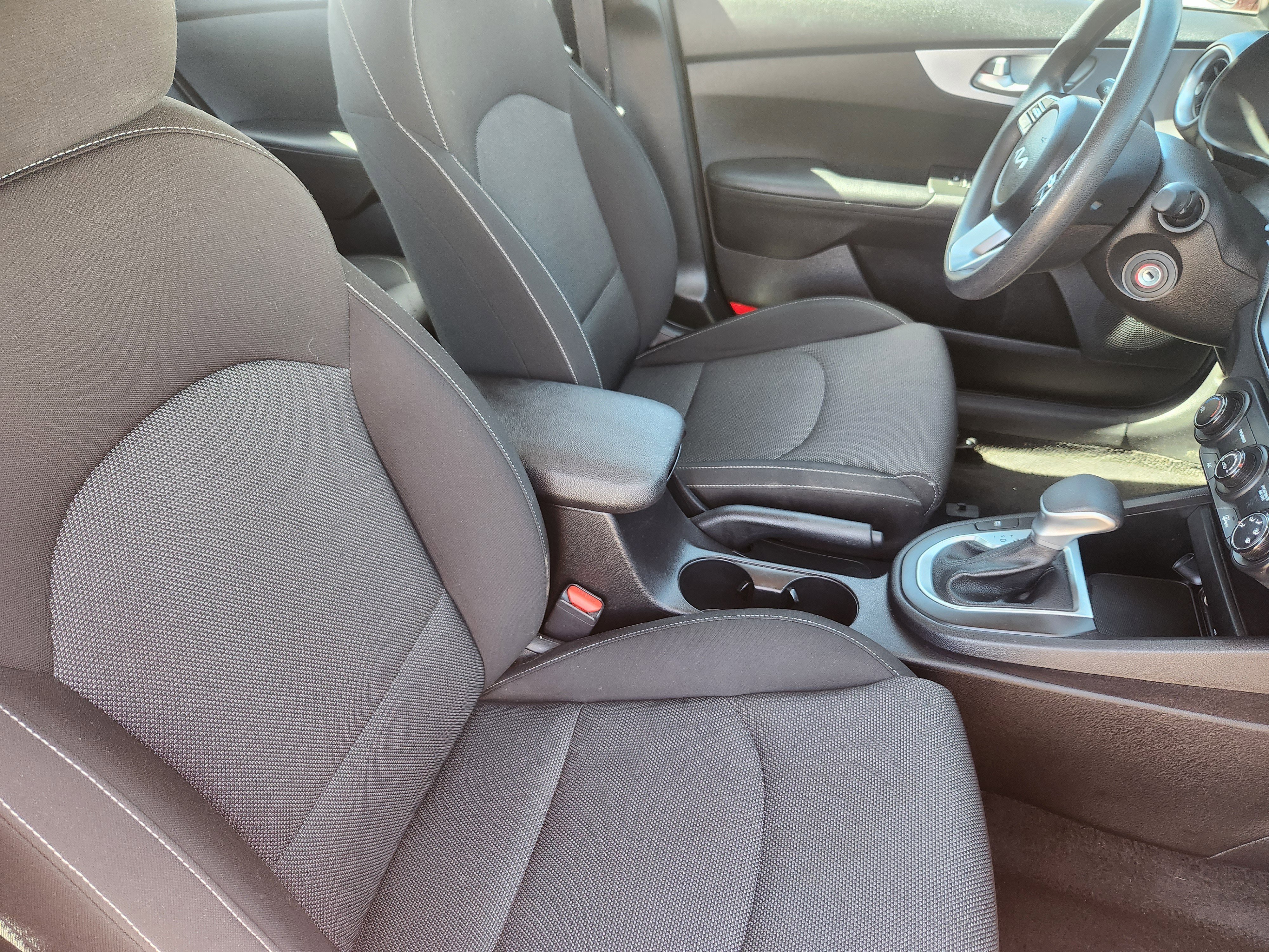 Used 2024 Kia Forte LXS FWD image 10