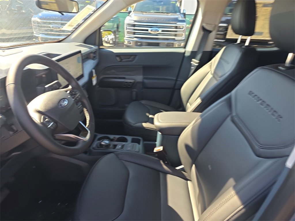 New 2025 Ford Maverick Lariat w/ Black Appearance Package image 17