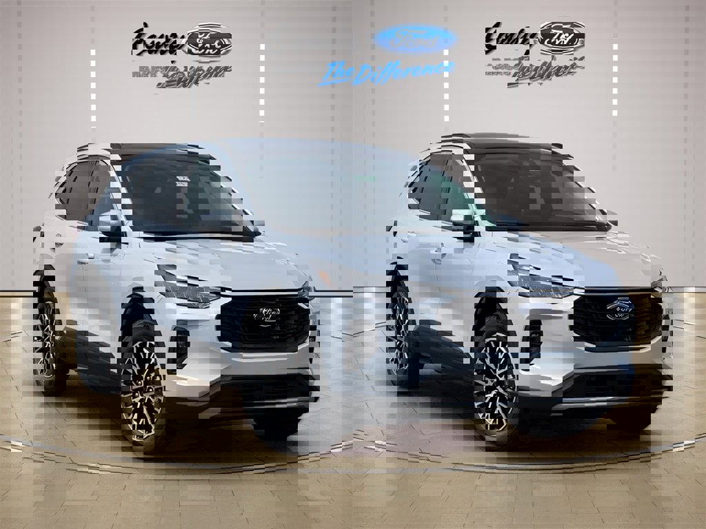 New 2025 Ford Escape SE