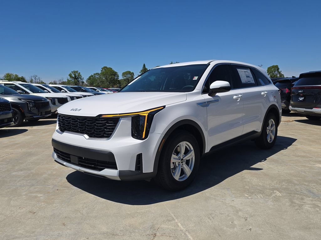 New 2026 Kia Sorento LX FWD image 4