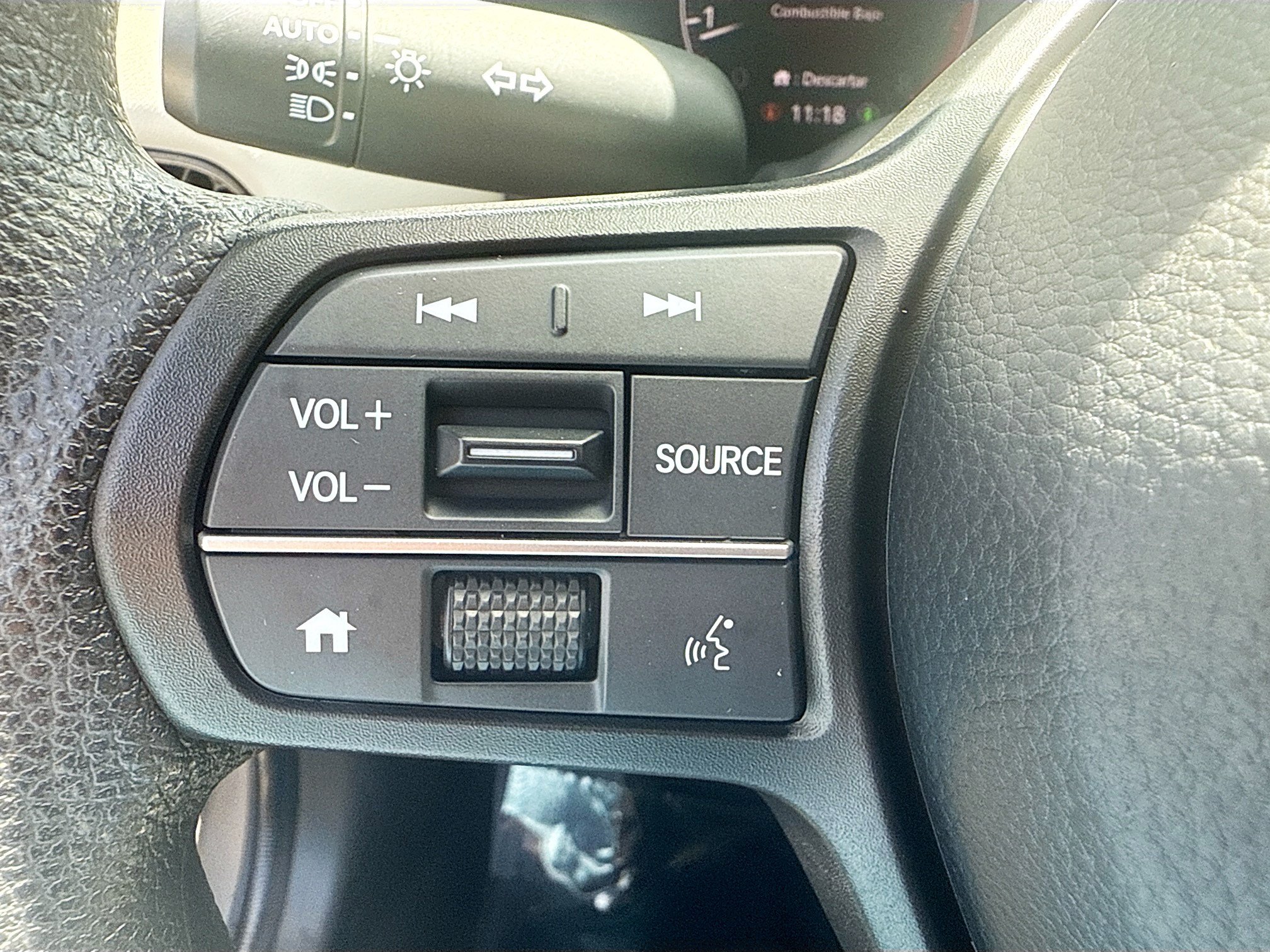 Used 2024 Honda HR-V LX image 35