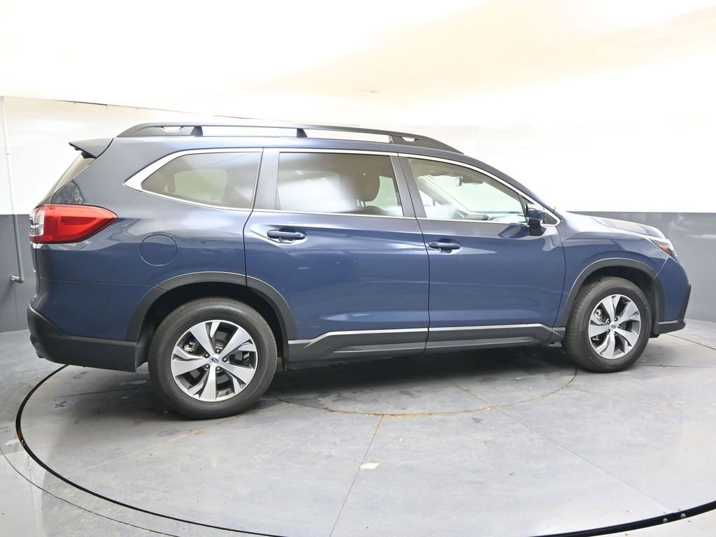 Certified 2025 Subaru Ascent Premium AWD/4WD image 6