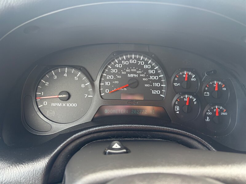 Used 2005 Chevrolet TrailBlazer LT AWD/4WD image 14