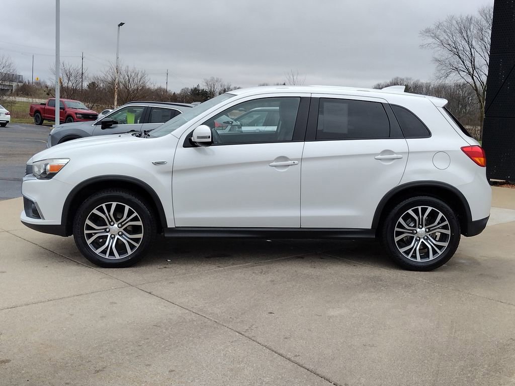 Used 2017 Mitsubishi Outlander Sport ES FWD image 17