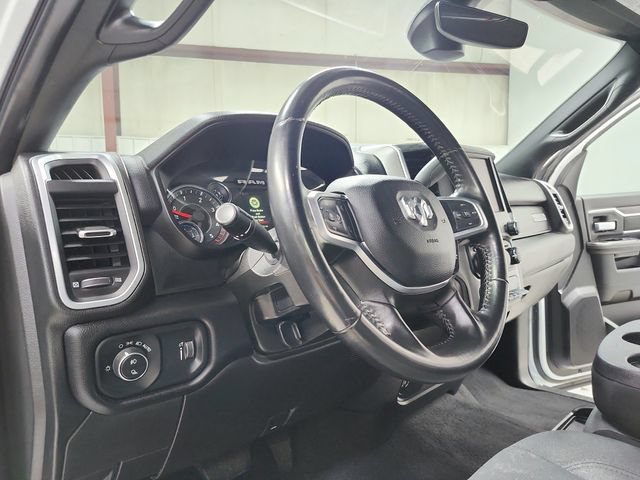 Used 2024 RAM 3500 Big Horn AWD/4WD image 18