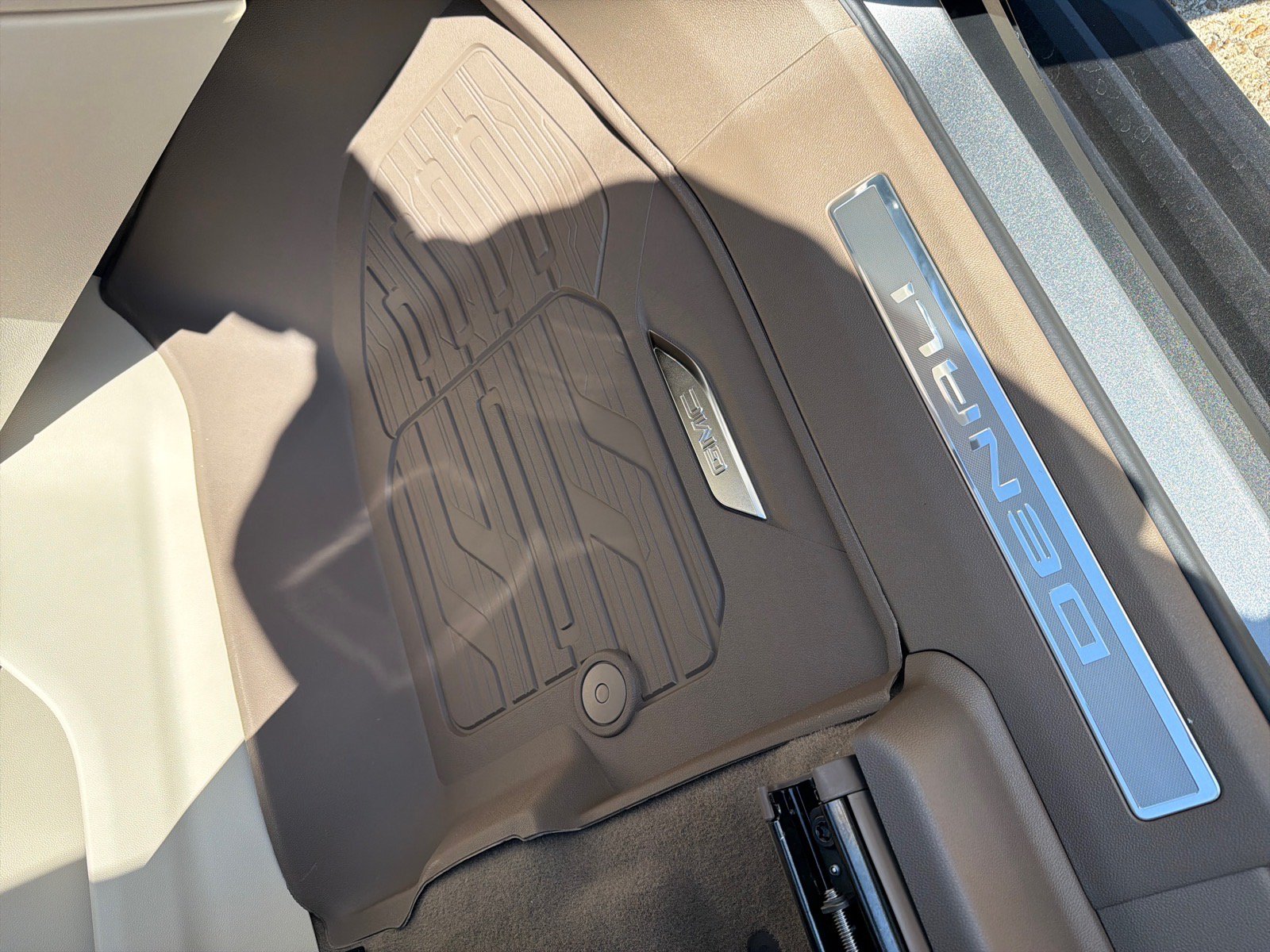 New 2026 GMC Yukon Denali w/ LPO, Floor Liner Package RWD image 20