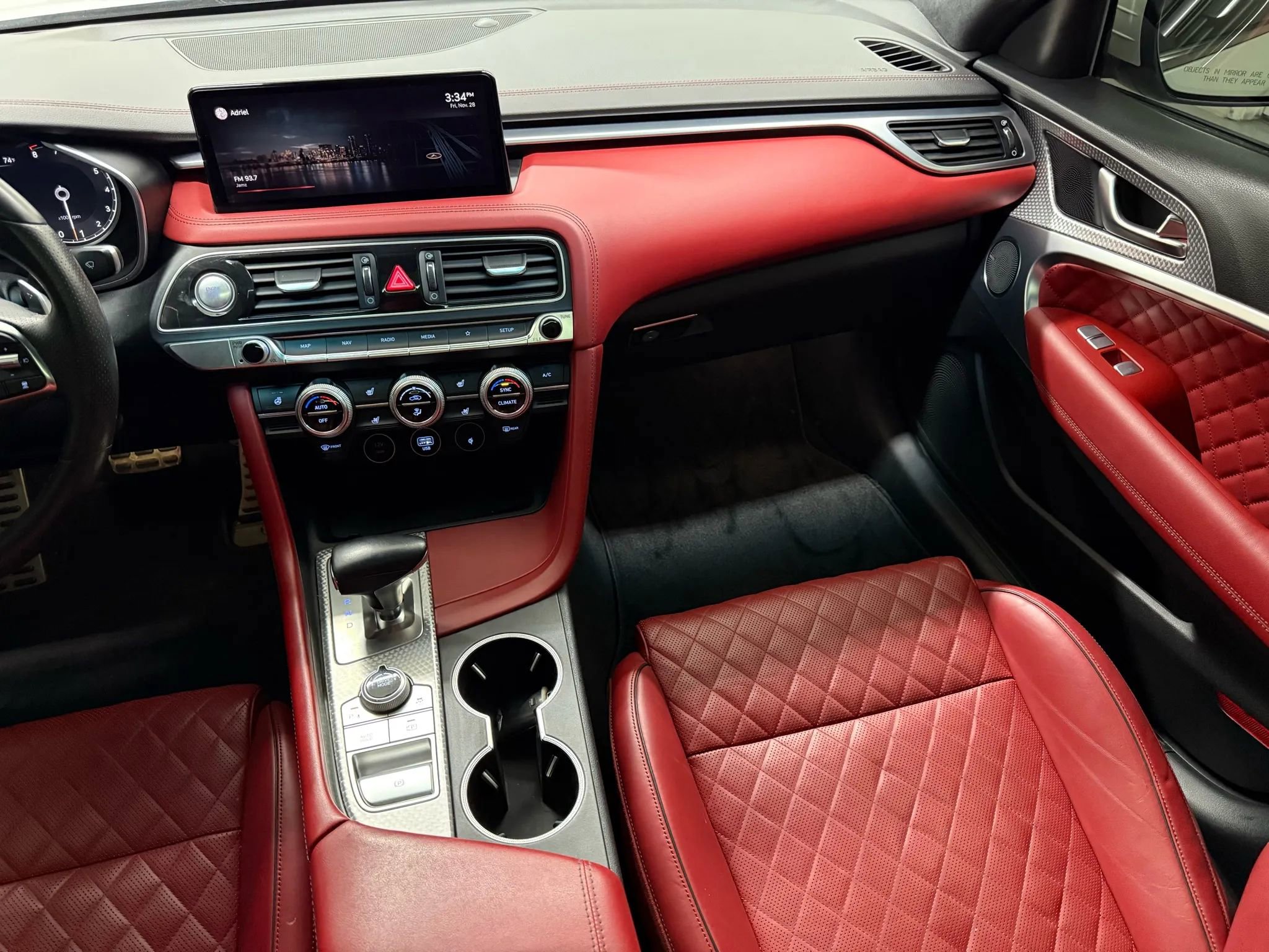 Used 2022 Genesis G70 3.3T Launch Edition image 43