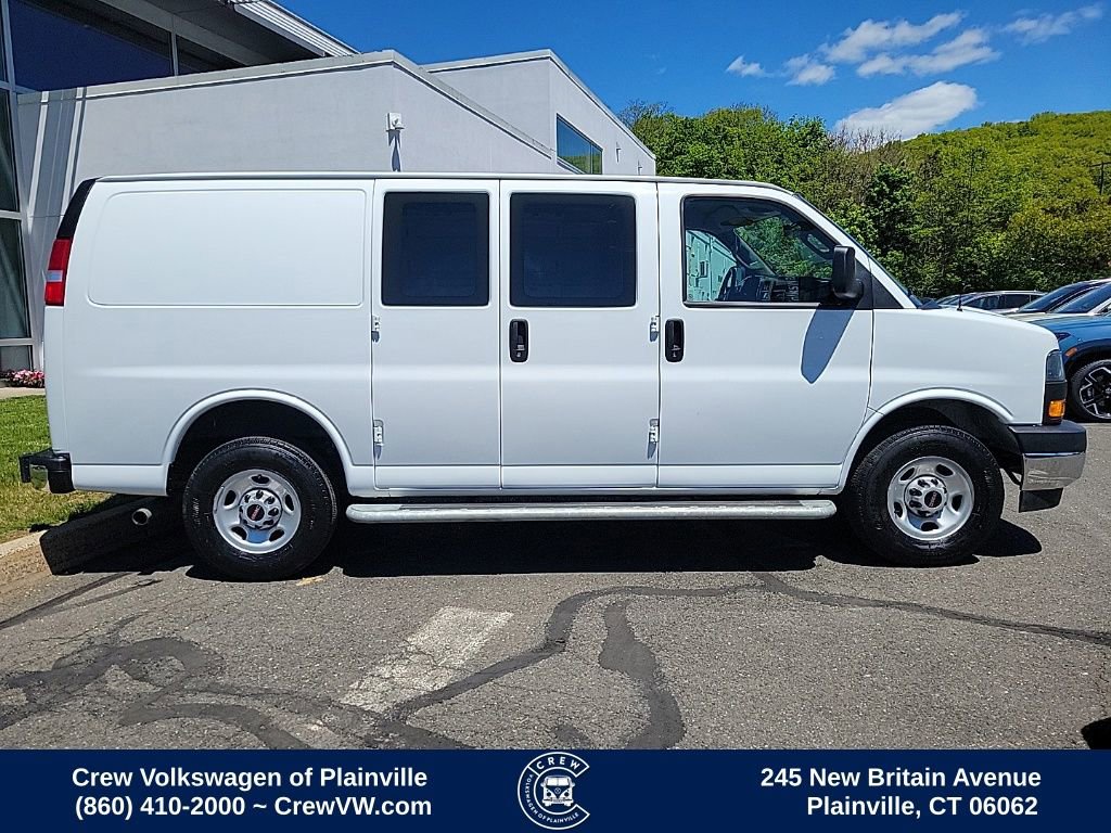 Used 2024 GMC Savana 2500 w/ Driver Convenience Package RWD image 32