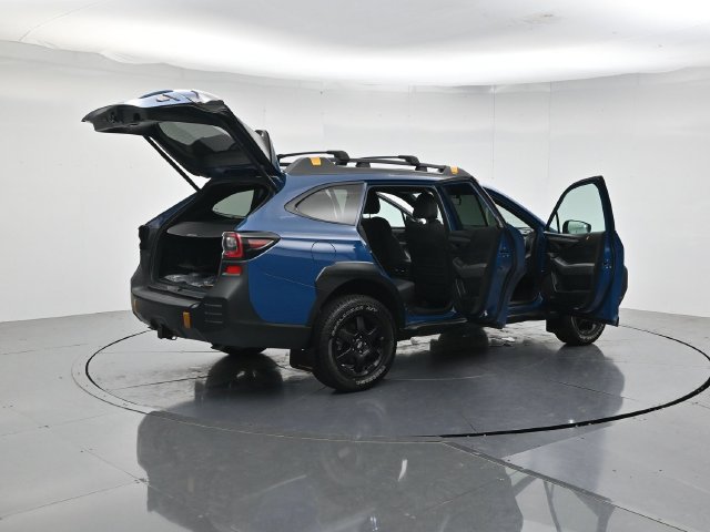 Used 2025 Subaru Outback Wilderness AWD/4WD image 51