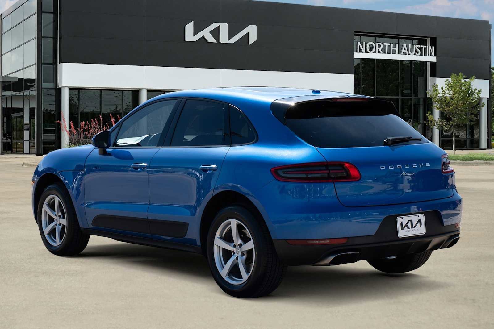 Used 2017 Porsche Macan image 5