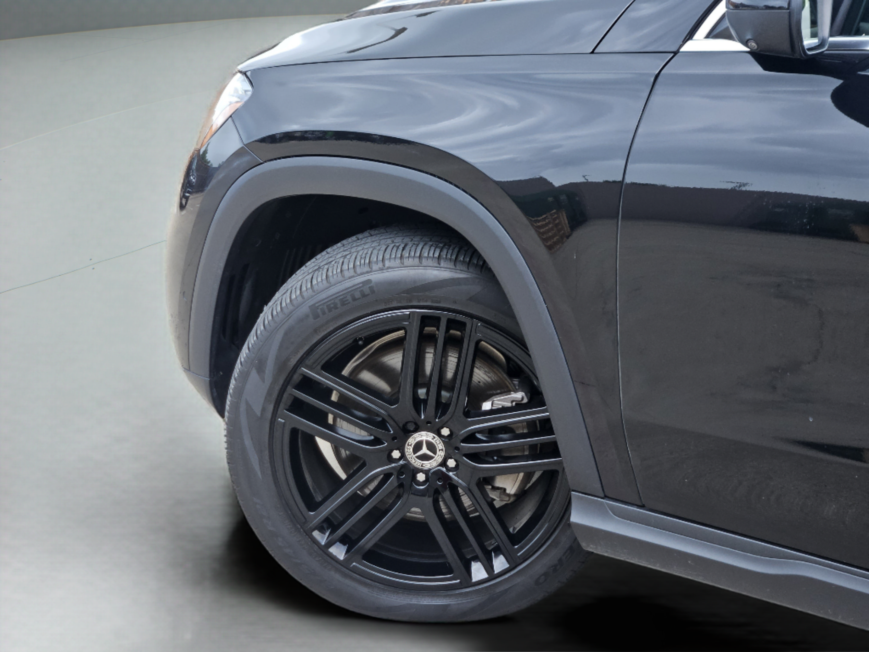 Certified 2024 Mercedes-Benz GLS 450 4MATIC image 25