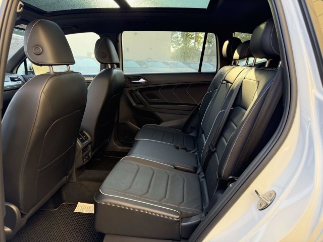 Certified 2023 Volkswagen Tiguan SEL R-Line AWD/4WD image 13