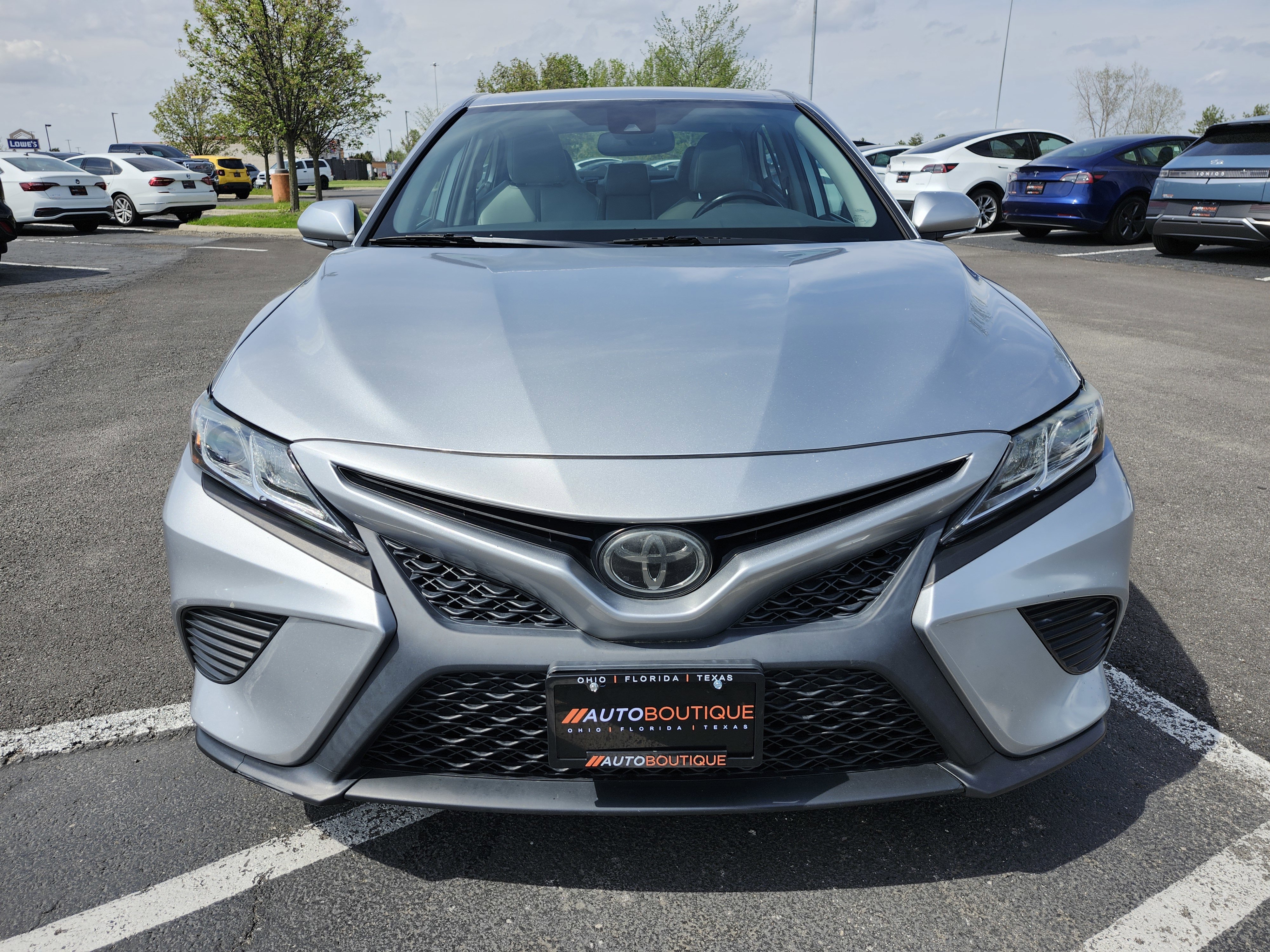 Used 2019 Toyota Camry SE image 12