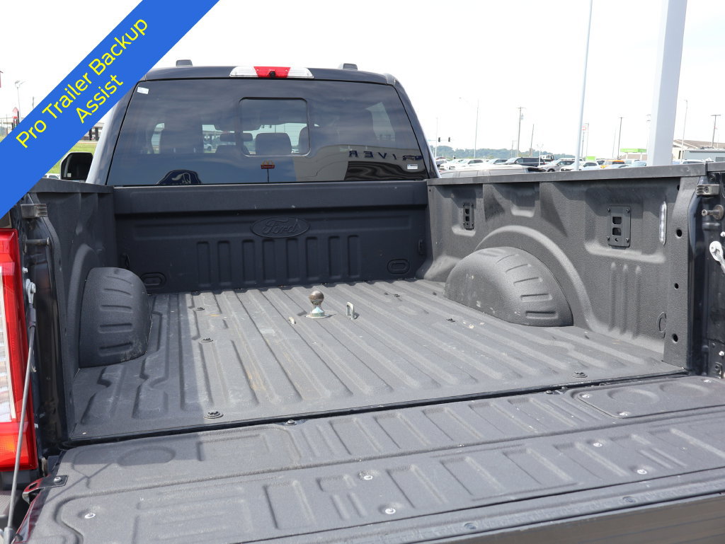 Certified 2024 Ford F250 Lariat w/ Lariat Ultimate Package AWD/4WD image 16